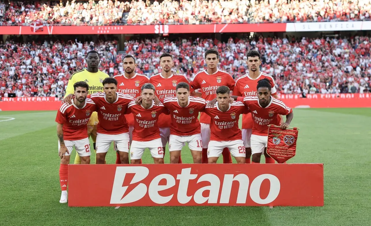 11 iniciais do Benfica x Académico